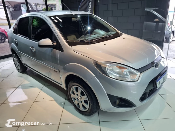 FIESTA 1.6 MPI Sedan 8V