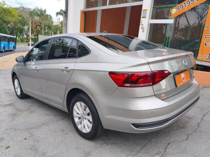 Virtus 1.0 4P 200 TSI FLEX COMFORTLINE AUTOMÁTICO