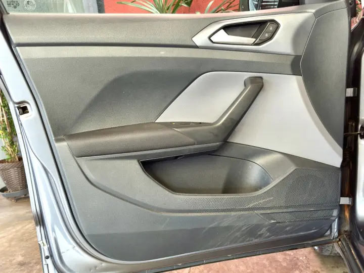 T-CROSS 1.0 200 TSI TOTAL FLEX AUTOMÁTICO