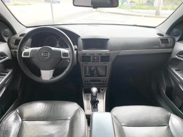 VECTRA SEDAN - 2.0 MPFI ELITE 8V 4P AUTOMÁTICO