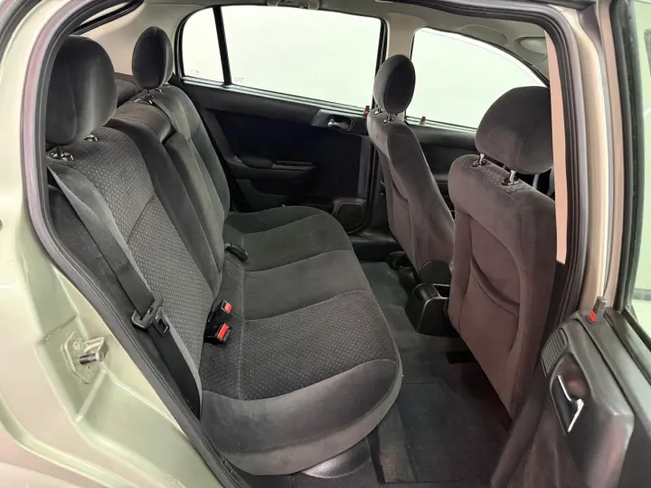 Astra Advantage 2.0 MPFI 8V FlexPower 5p