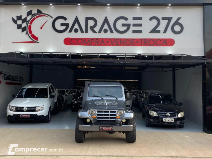 T-4 4x4 3.0 TB Int. Cap. Rígida Diesel