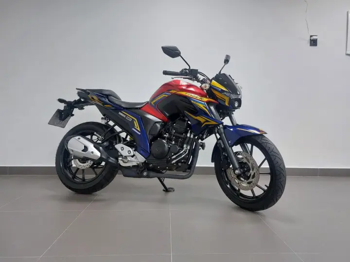YAMAHA FZ25 FAZER ABS