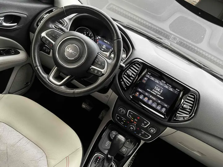 COMPASS 2.0 16V DIESEL LIMITED 4X4 AUTOMÁTICO