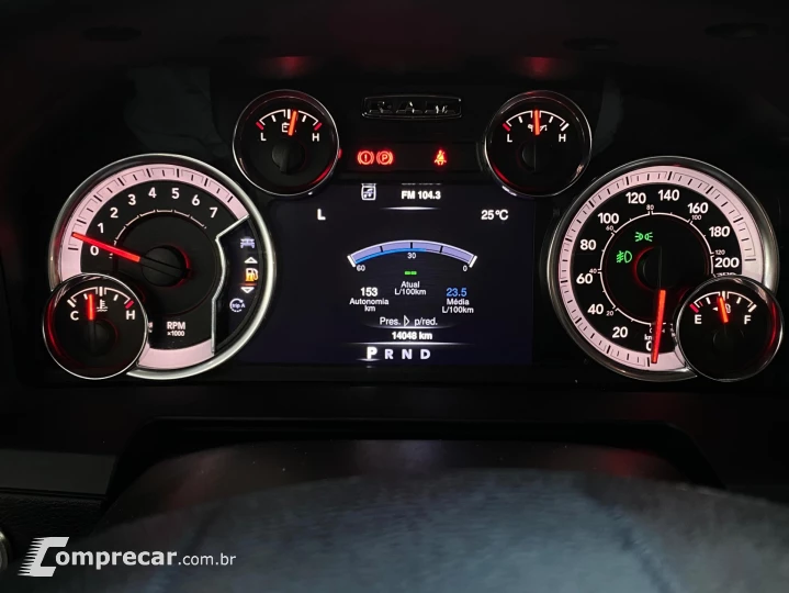 CLASSIC LARAMIE 5.7 CD V8 4X4 Aut.