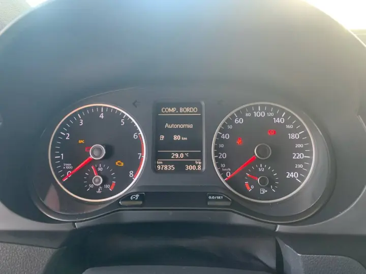 Fox RUN 1.6 Flex 8V 5p