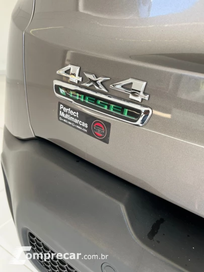 RENEGADE 2.0 16V Turbo Longitude 4X4