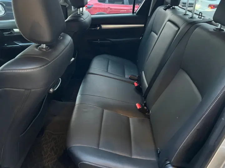 HILUX 2.8 D-4d Turbo CD SRX 4X4