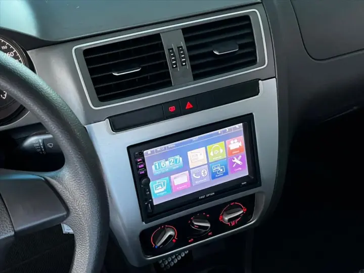 FOX 1.0 MI TRENDLINE 8V FLEX 4P MANUAL