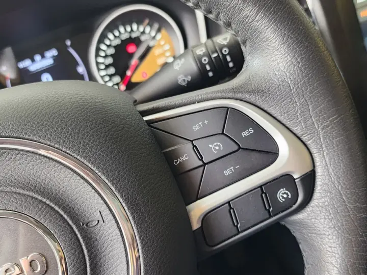 COMPASS SPORT 2.0 4x2 Flex 16V Aut.