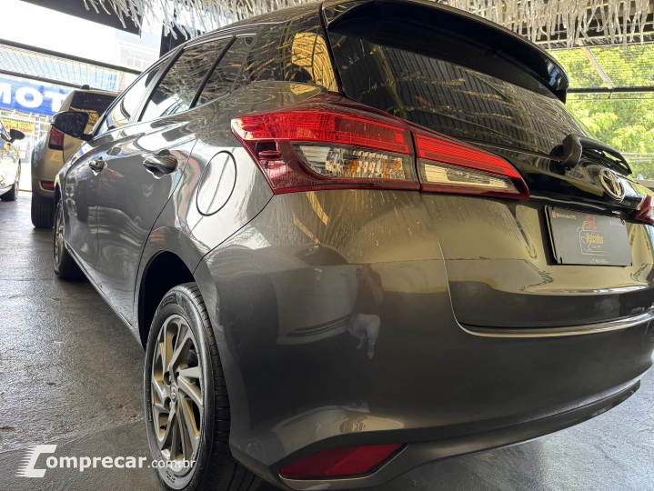 YARIS 1.5 16V XS Connect