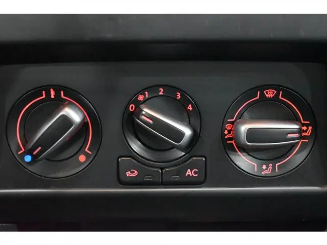 SPACEFOX - 1.6 MI SPORTLINE 8V 4P MANUAL