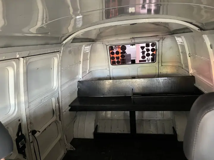 KOMBI 1.6 Furgão 8V