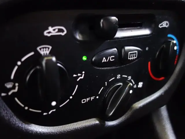 207 - 1.4 ACTIVE 8V 4P MANUAL