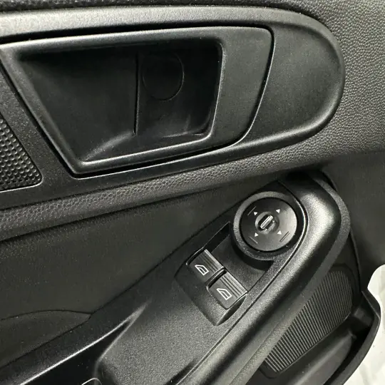 Fiesta 1.5 16V Flex Mec. 5p