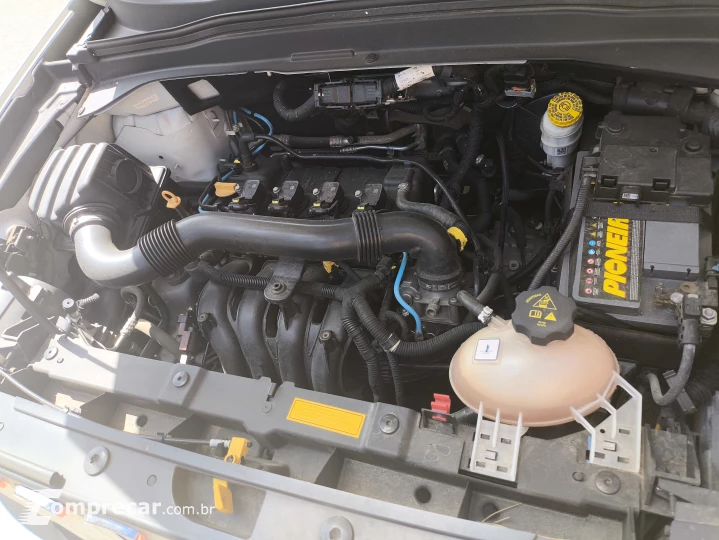 RENEGADE 1.8 16V Sport