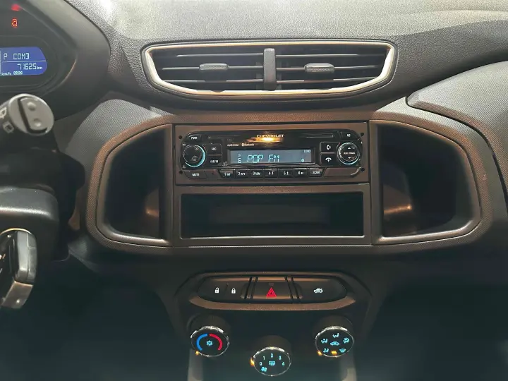 ONIX 1.4 MPFI ADVANTAGE 8V FLEX 4P AUTOMÁTICO