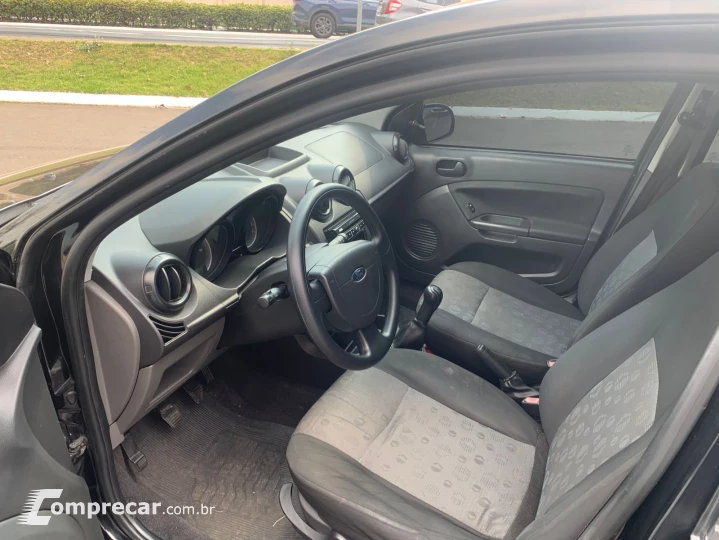 FIESTA 1.0 MPI Class Hatch 8V