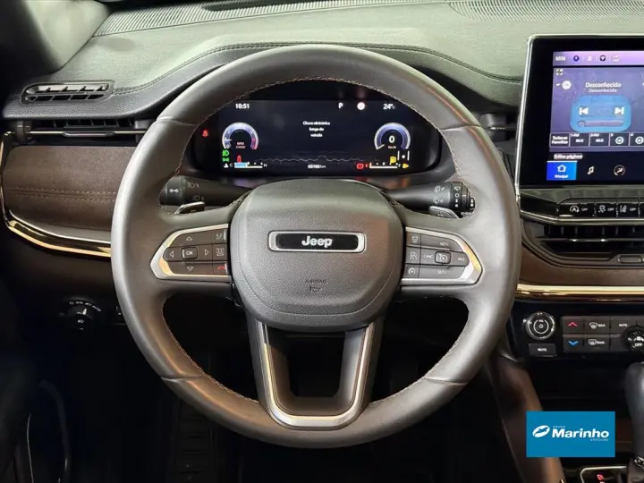 COMMANDER 1.3 T270 TURBO FLEX OVERLAND AT6