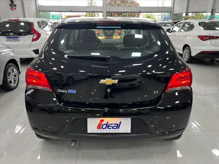 ONIX 1.4 MPFI LT 8V FLEX 4P AUTOMÁTICO