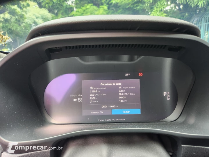 XC40 P8 Recharge Twin Electric Ultimate AWD