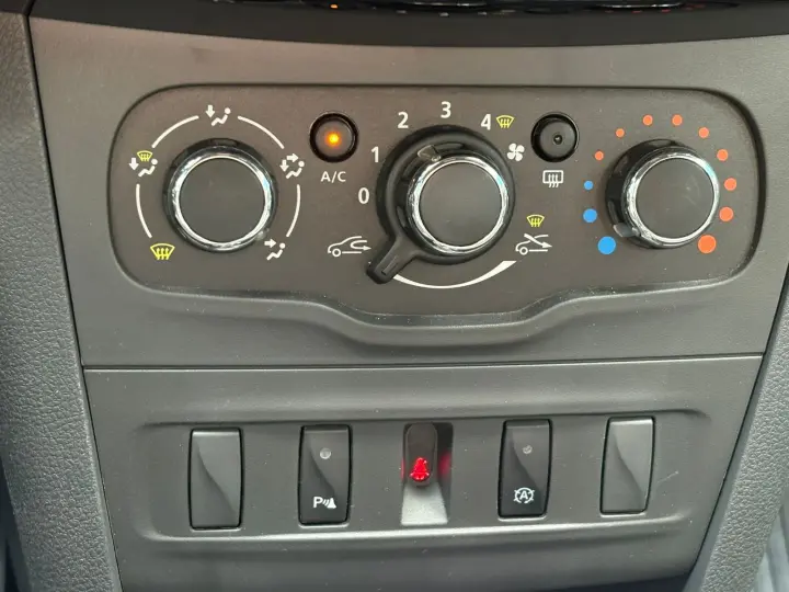 SANDERO 1.6 16V SCE Stepway Dynamique