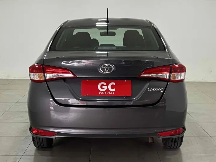 YARIS 1.5 16V FLEX SEDAN XL MULTIDRIVE