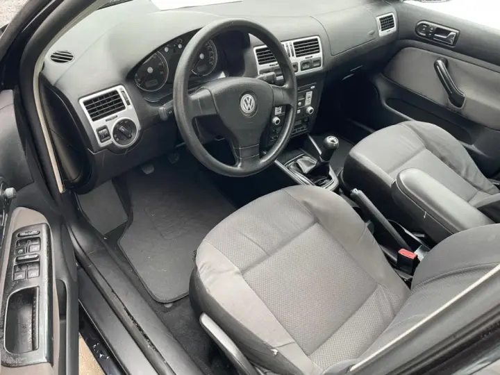 BORA 2.0 MI 8V GASOLINA 4P MANUAL