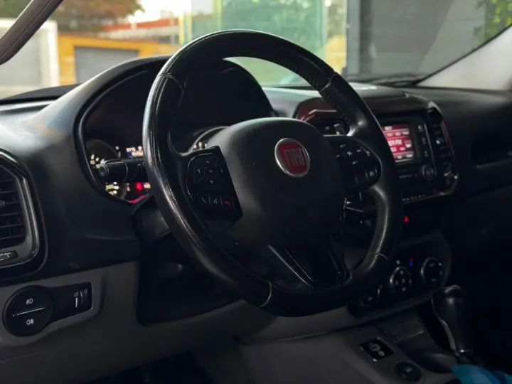 Toro Freedom 1.8 16V Flex Aut.