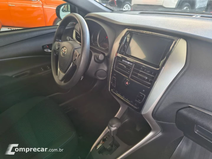 Yaris Hatch 1.5 16V 4P FLEX XL PLUS CONNECT MULTIDRIVE AUTOM