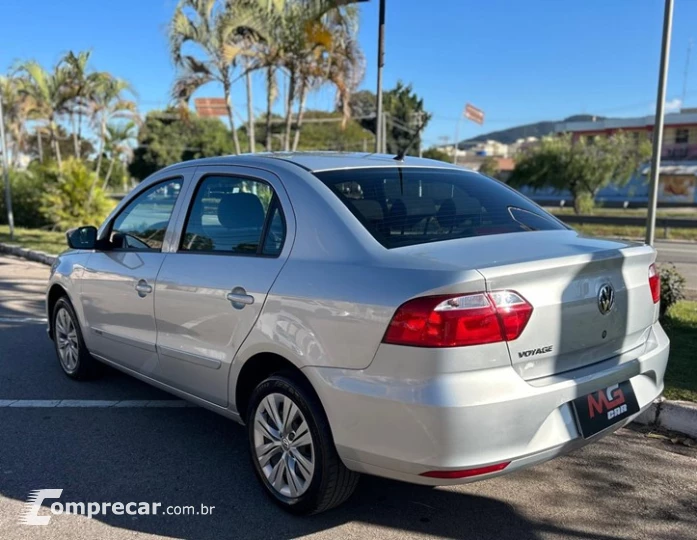 VOYAGE 1.0 12V MPI Totalflex