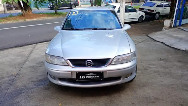 VECTRA 2.2 MPFI GL Milenium 8V