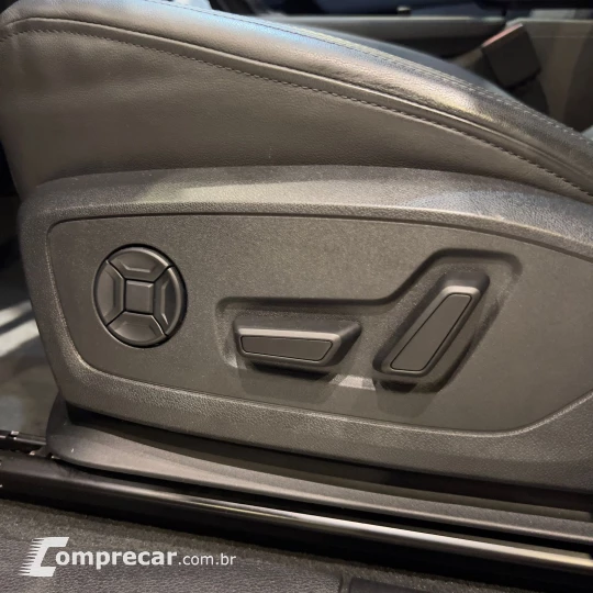 Q3 SPB Performance 2.0 TFSI Tipt. Quatt.