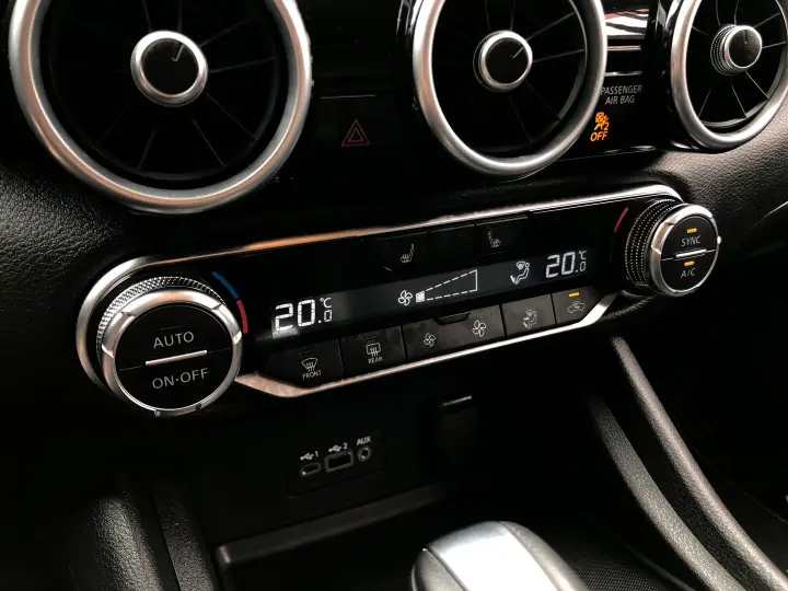 Sentra 2.0 16V Gasolina Advance Xtronic