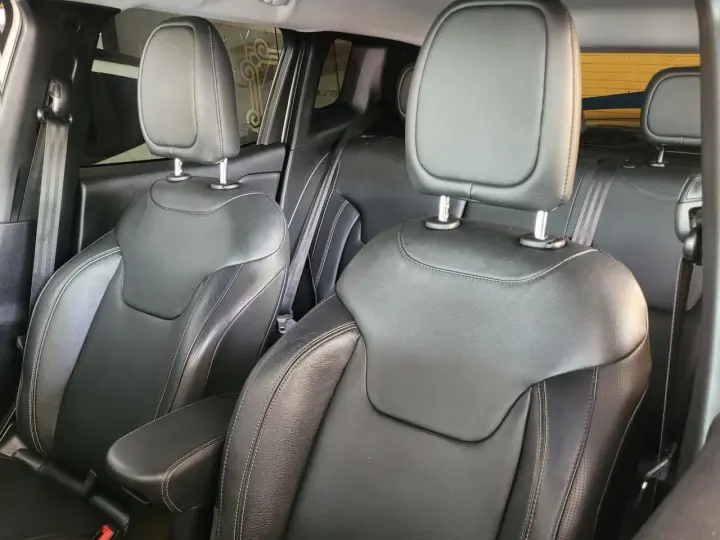 Renegade Longitude 1.8 4x2 Flex 16V Aut.