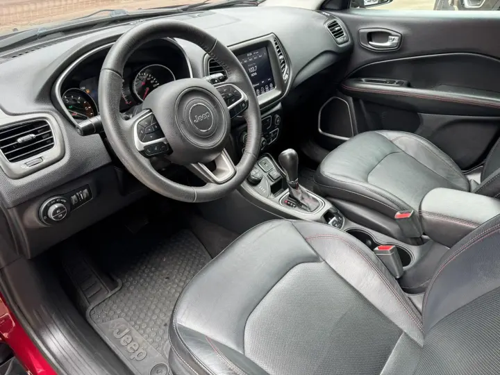 Compass 2.0 16V Diesel Trailhawk 4X4 Automático