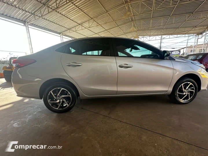 YARIS 1.5 16V Sedan XLS