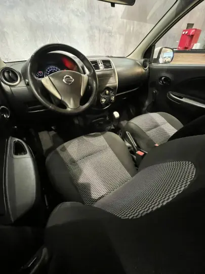 March 1.0 16V 4P FLEX