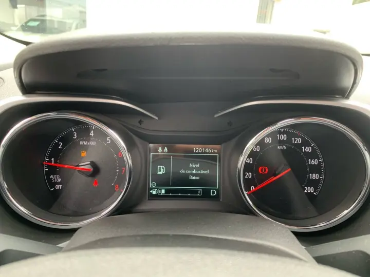 TRACKER LT 1.0 Turbo 12V Flex Aut.