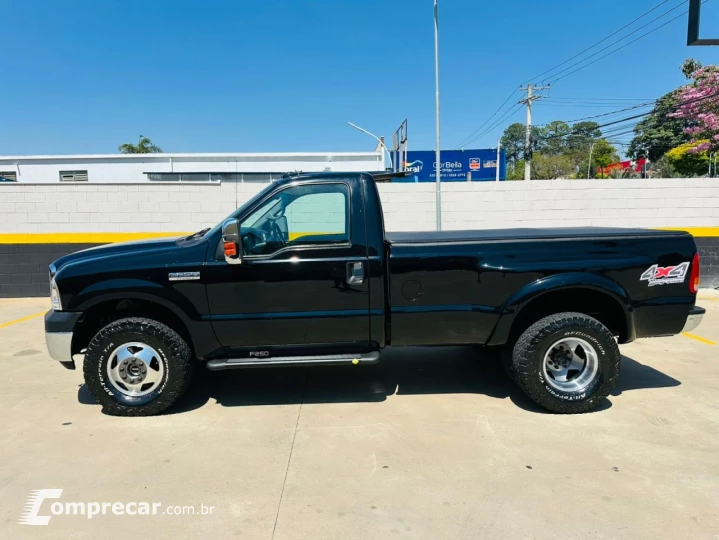 F-250 3.9 XLT SUPER DUTY CABINE SIMPLES DIESEL