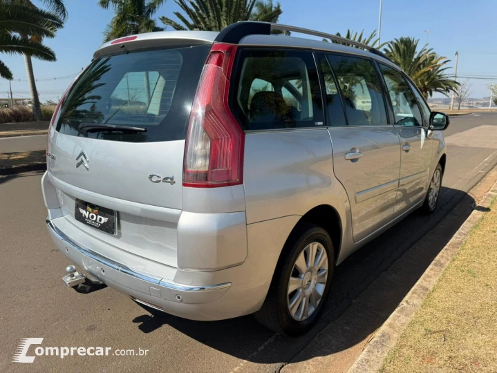 GRAND C4 2.0 I Picasso Exclusive 16V