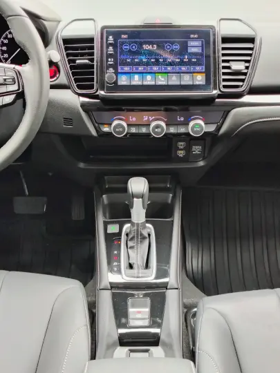 CITY Hatchback Touring 1.5 Flex 16V Aut