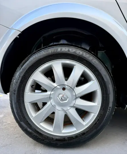 MEGANE 1.6 Dynamique Grand Tour 16V