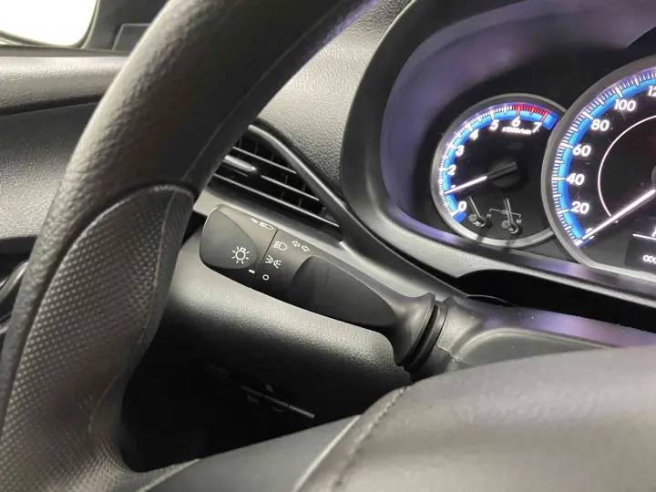 YARIS 1.5 16V FLEX SEDAN XL MULTIDRIVE