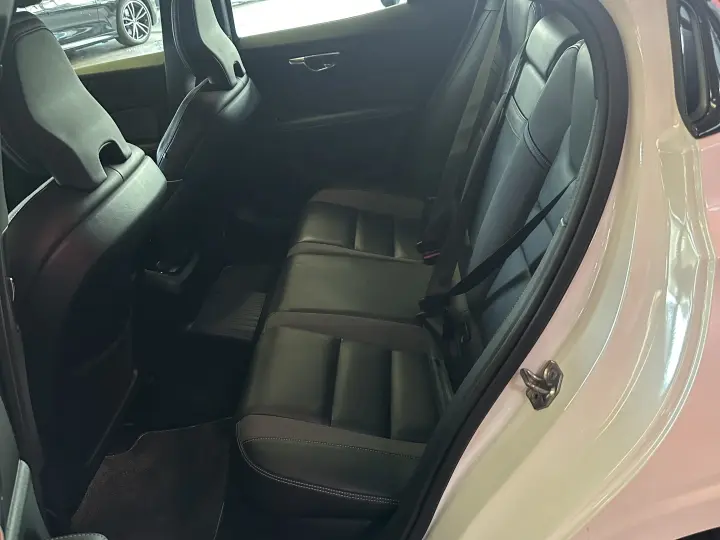 S60 2.0 T8 R-DESIGN HÍBRIDO 4P AUTOMÁTICO