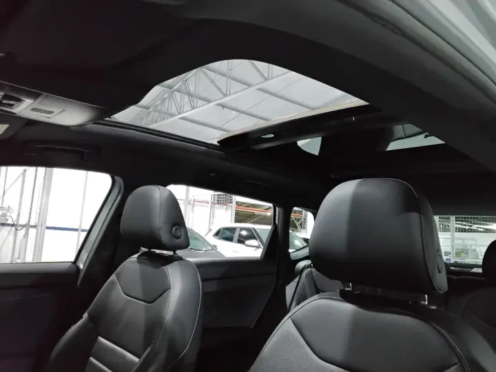 TAOS 1.4 250 TSI TOTAL FLEX COMFORTLINE AUTOMÁTICO