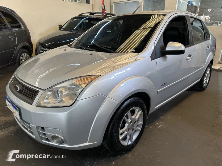 FIESTA 1.6 Rocam Sedan 8V