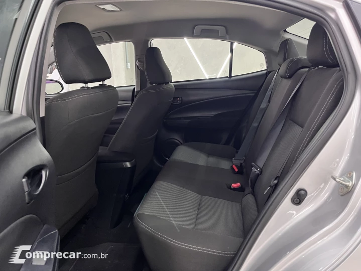 YARIS 1.5 16V Sedan XL