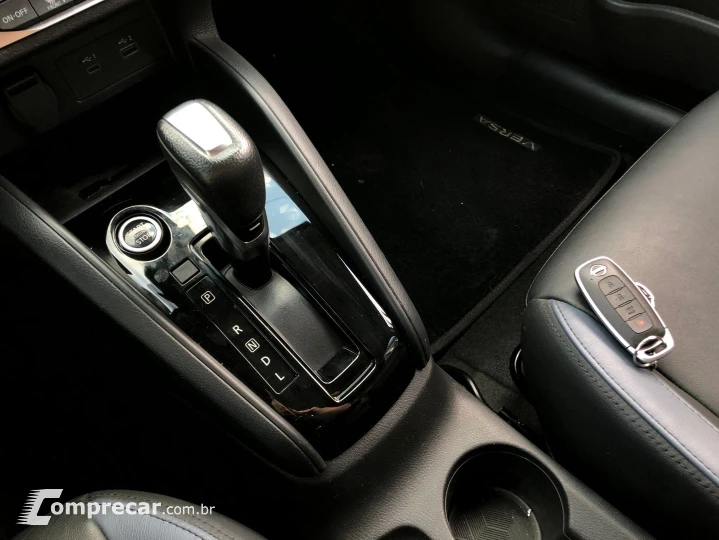 Versa 1.6 16V Flex Exclusive Xtronic