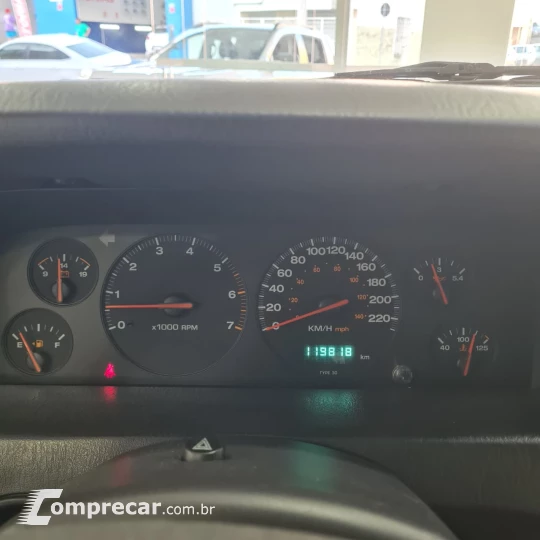 GRAND CHEROKEE 4.7 Limited Quadra Drive 4X4 V8 16V